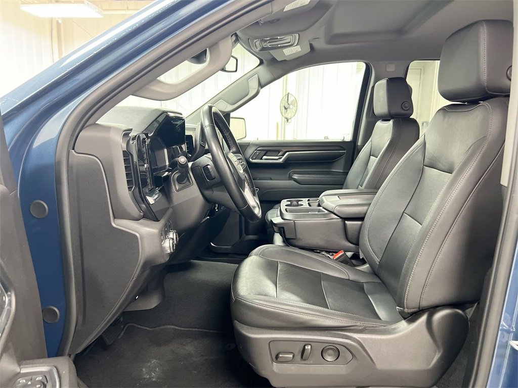 Used 2024 GMC Sierra 1500 SLT image 19