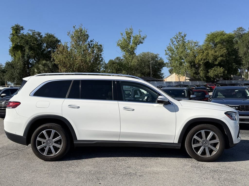 Used 2022 Mercedes-Benz GLS 450 4MATIC image 4