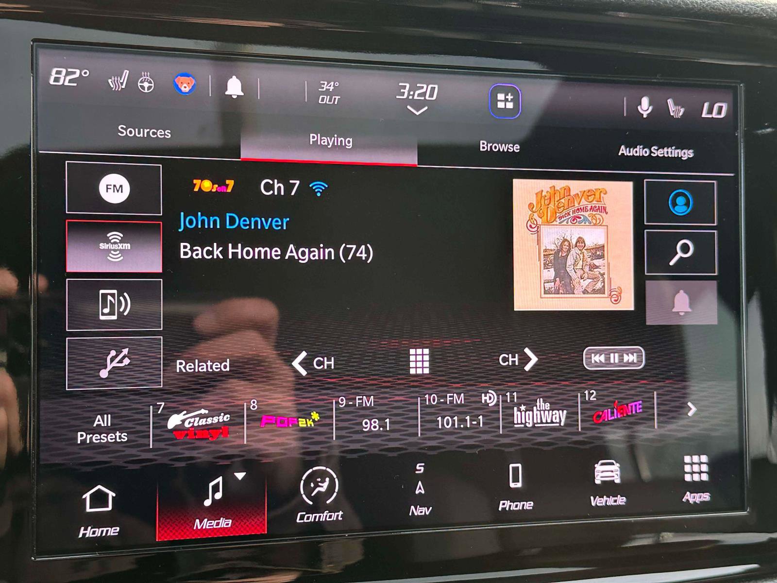 Used 2022 Dodge Durango GT image 25