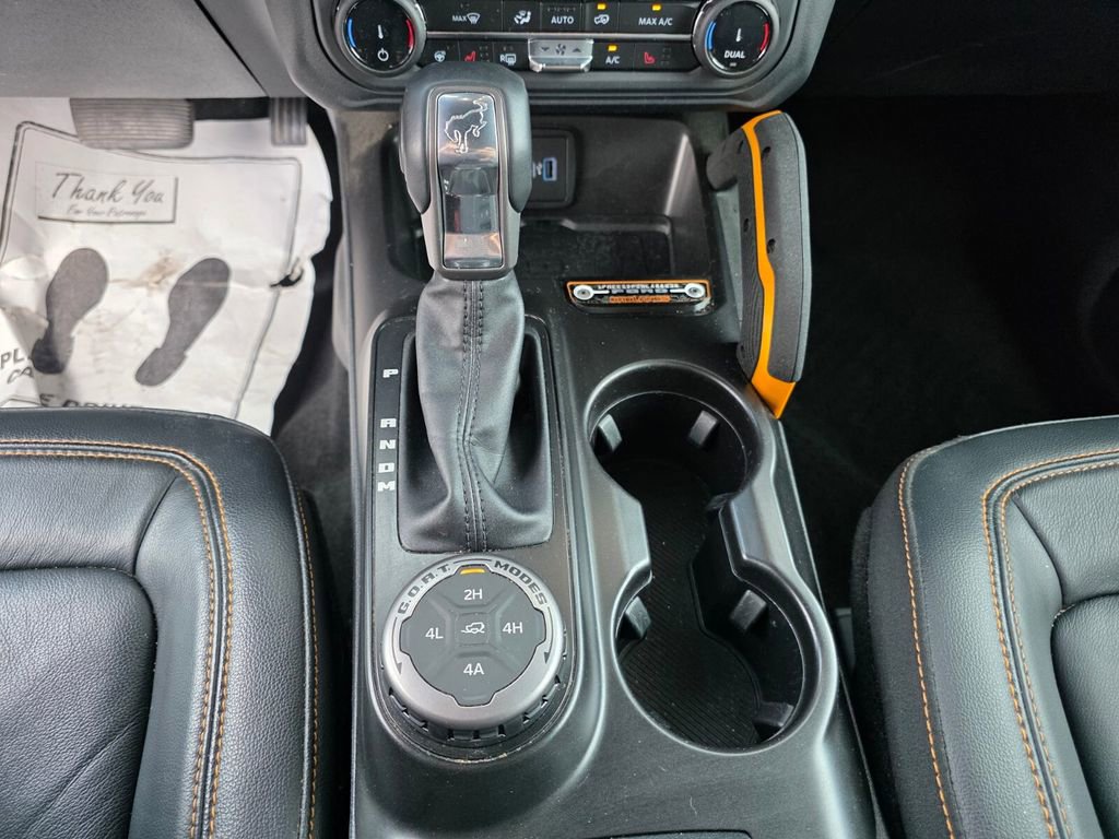 Used 2022 Ford Bronco Badlands image 26