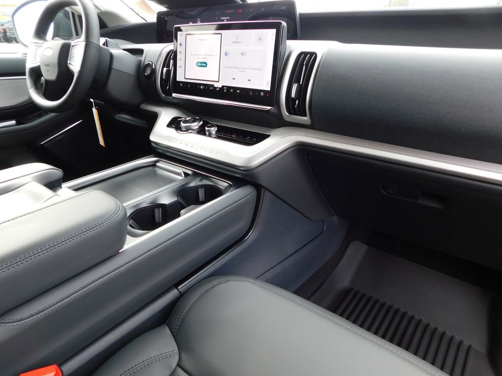 New 2026 Ford Expedition Max Active image 20