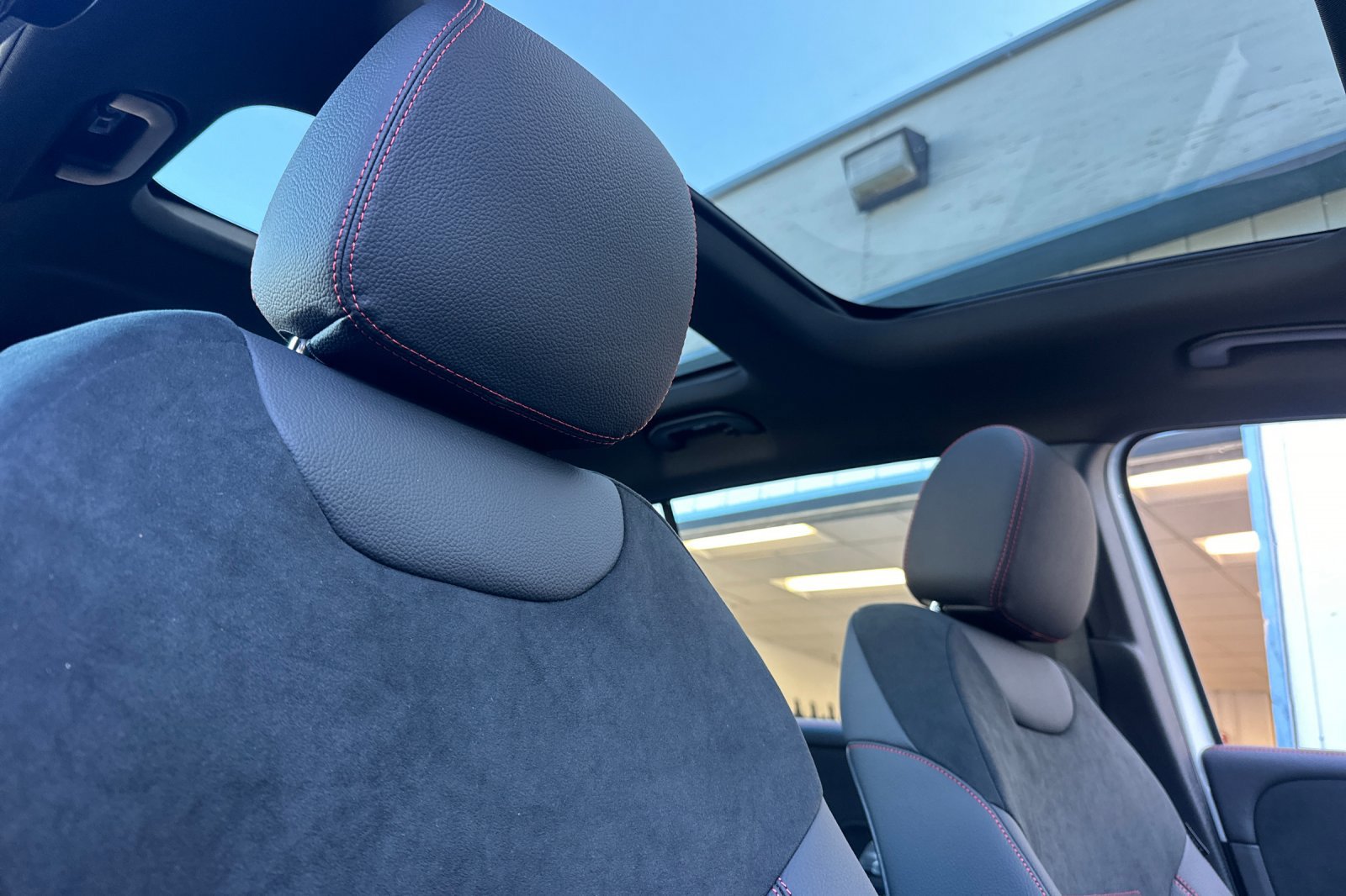 New 2026 Mercedes-Benz GLB 35 AMG 4MATIC image 24