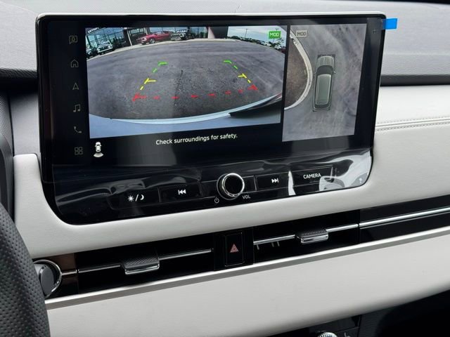 New 2025 Mitsubishi Outlander SE image 29