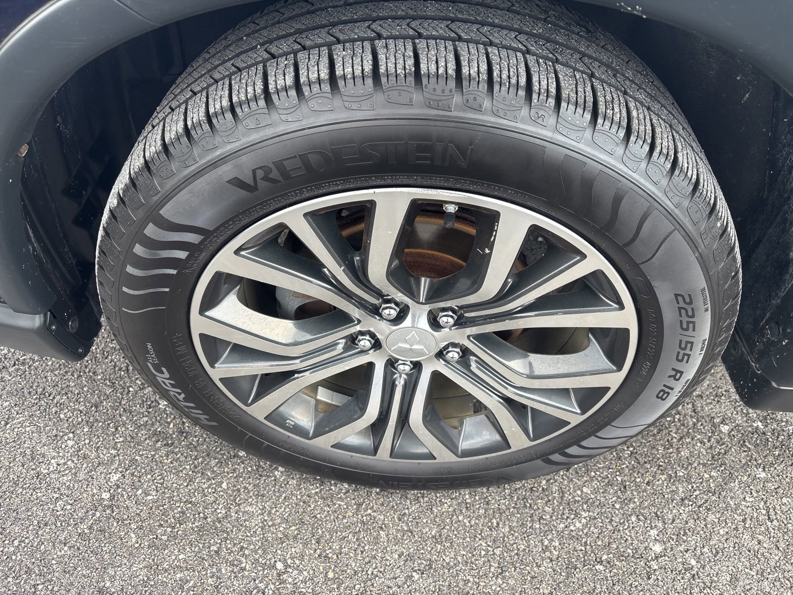 Used 2016 Mitsubishi Outlander SE image 9