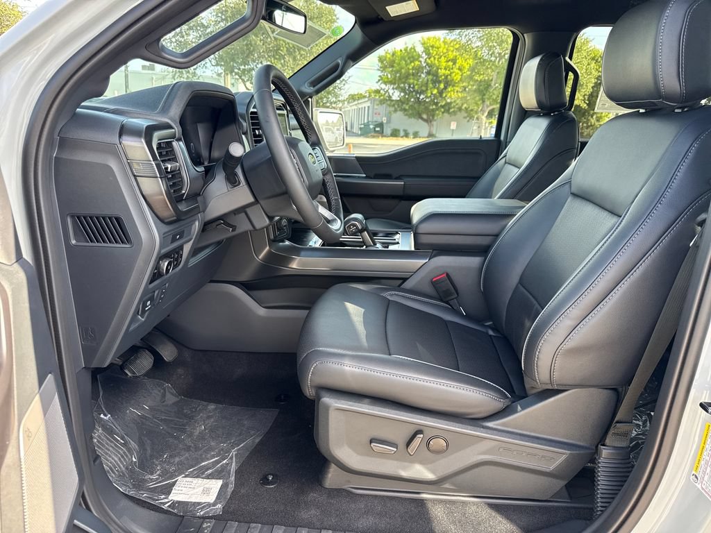 New 2026 Ford F150 Lariat w/ Equipment Group 501A Mid AWD/4WD image 19