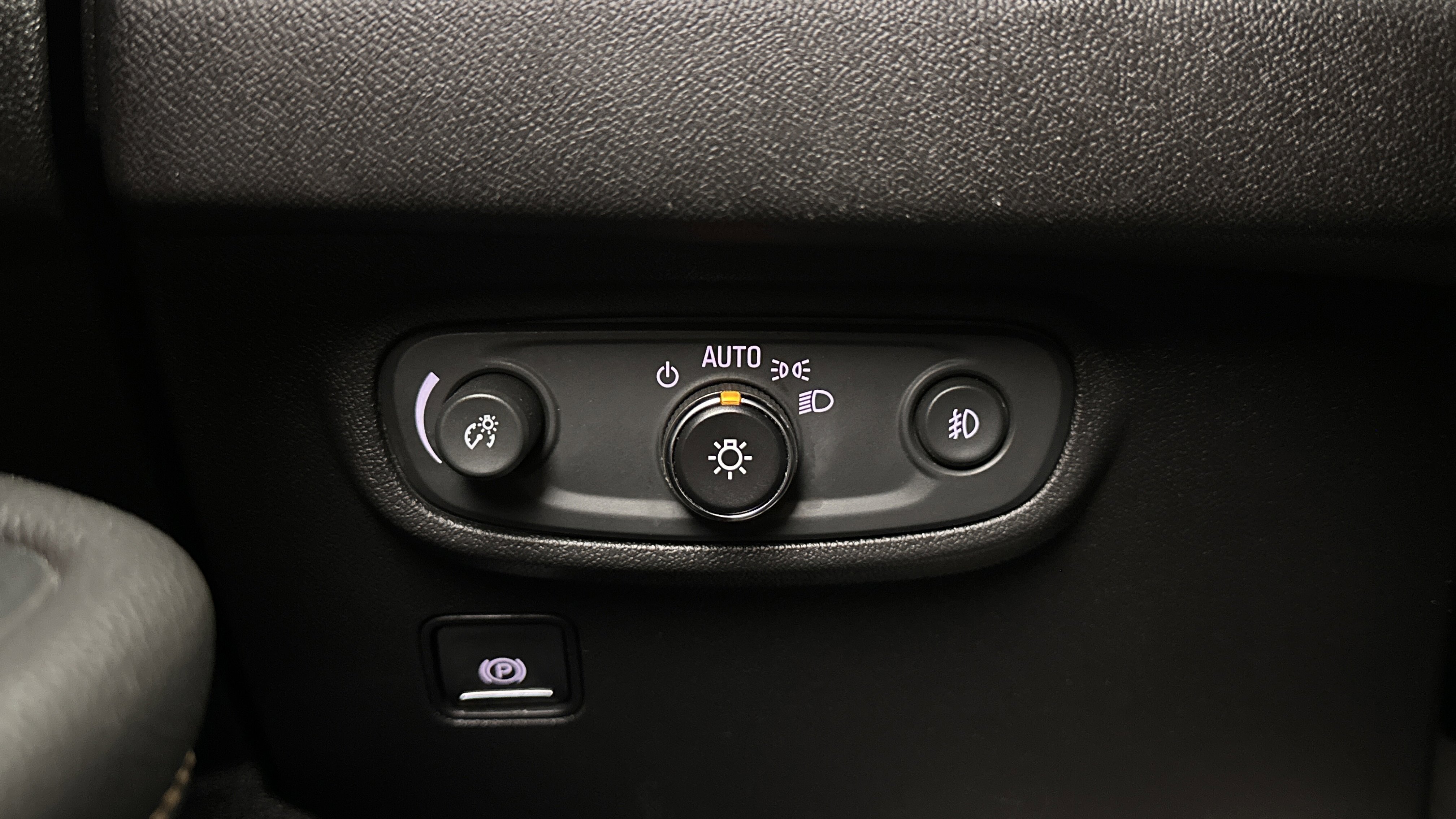 Used 2020 GMC Terrain SLT image 19