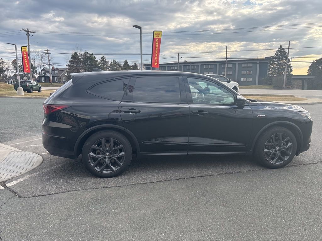Used 2023 Acura MDX A-Spec image 8