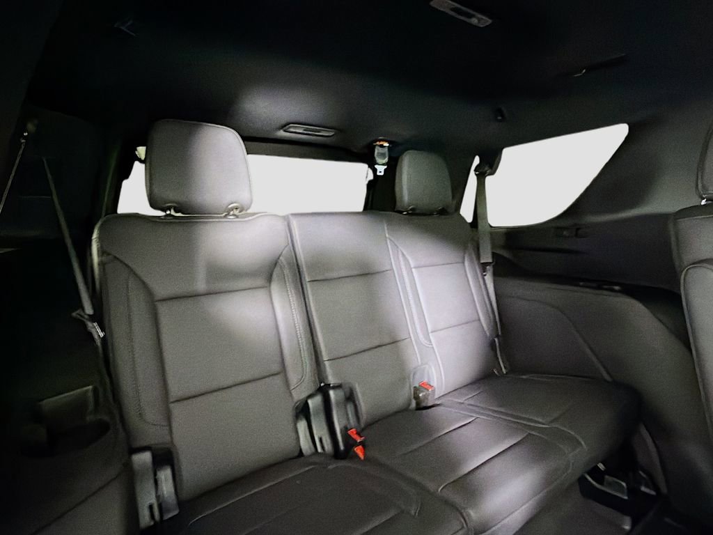 Used 2023 Chevrolet Tahoe Z71 w/ Luxury Package image 31