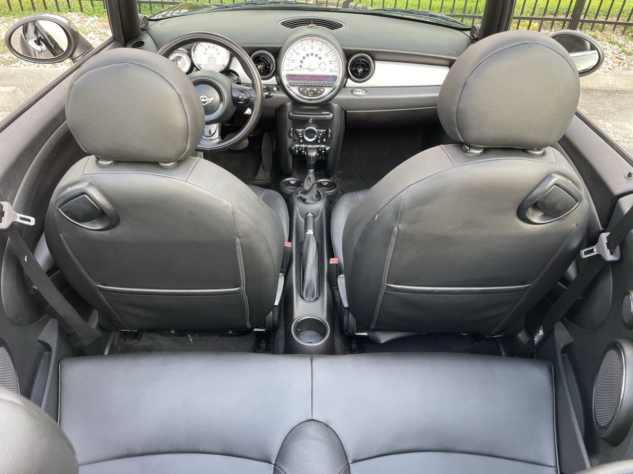 Used 2011 MINI Cooper Base 2dr Convertible image 24