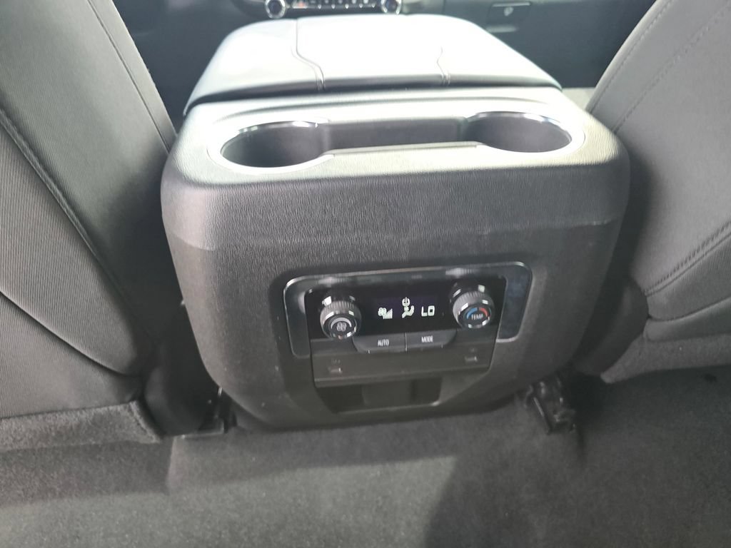 Used 2025 Chevrolet Tahoe LS RWD image 14