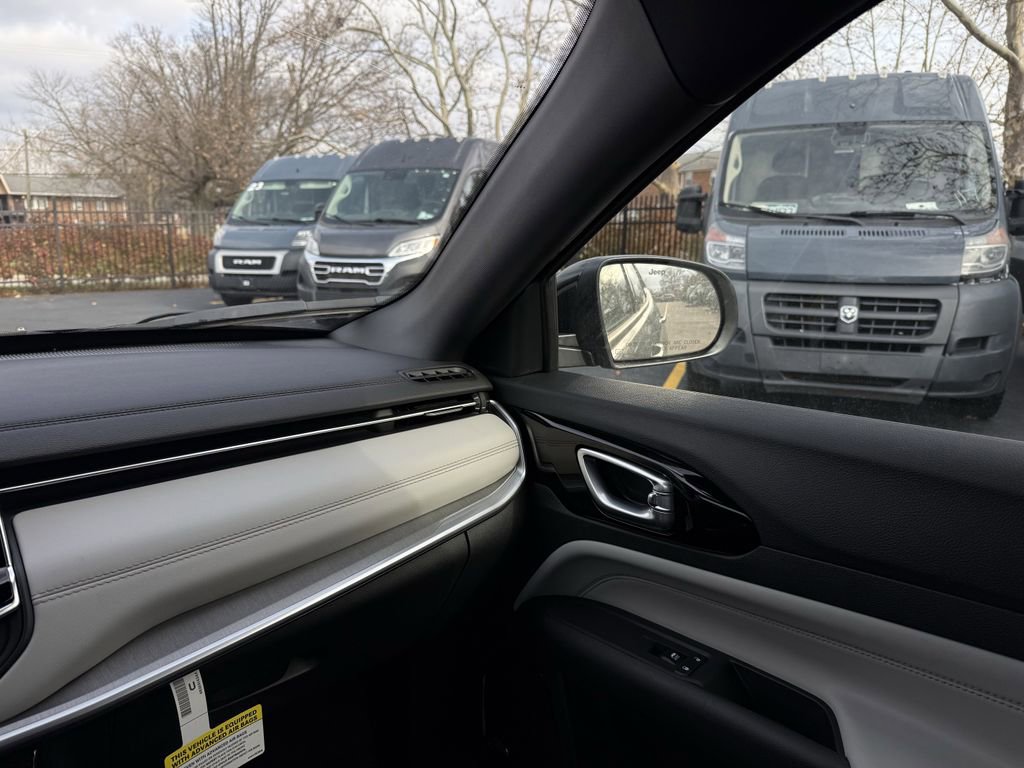 New 2026 Jeep Compass Limited w/ Sun, Sound & Navigation Group image 26