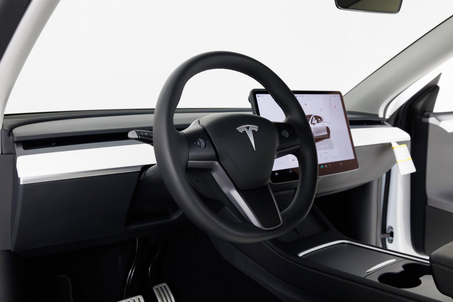 Used 2023 Tesla Model Y Performance AWD/4WD image 17