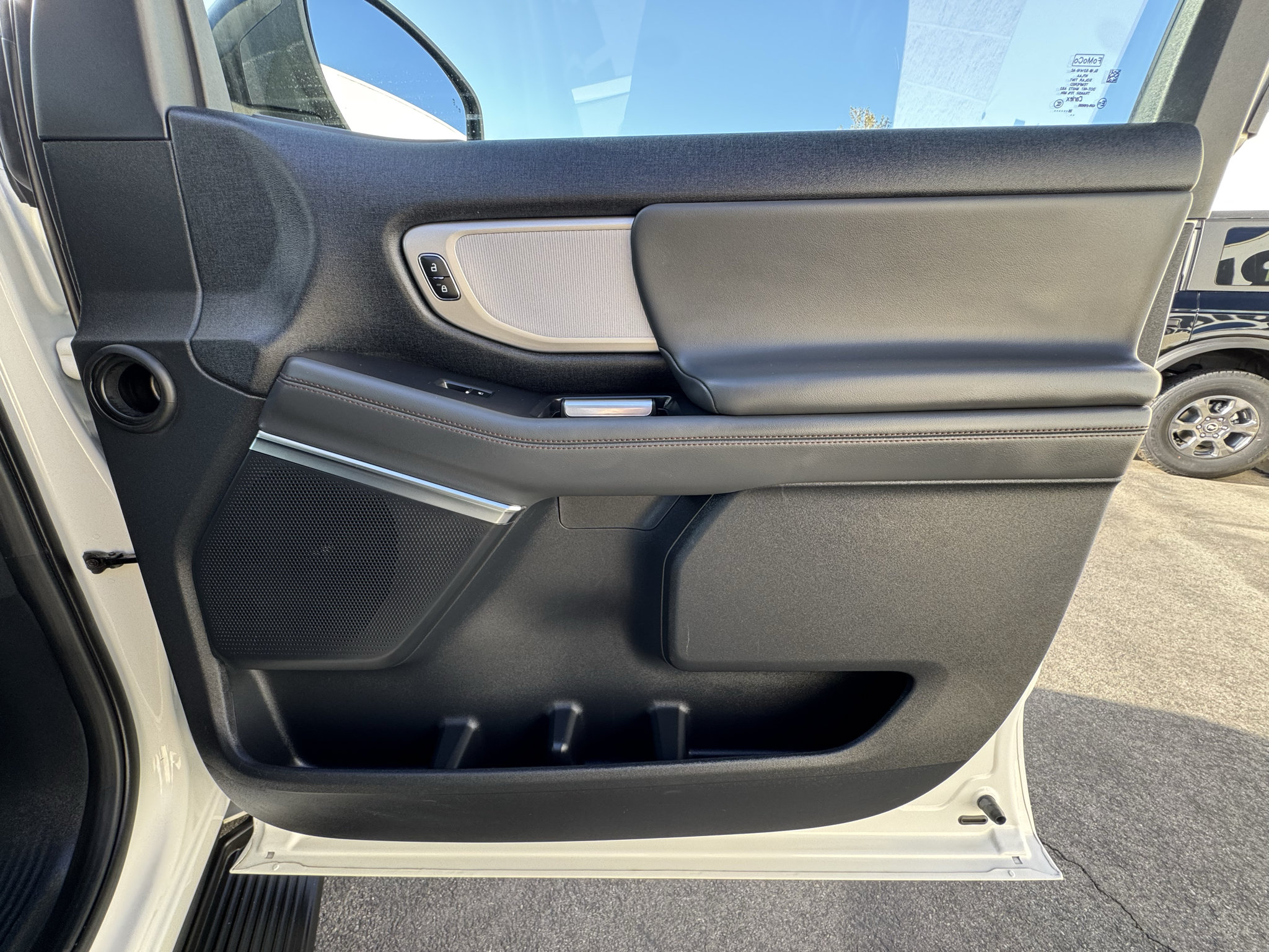 Used 2025 Ford Expedition Max Active RWD image 29