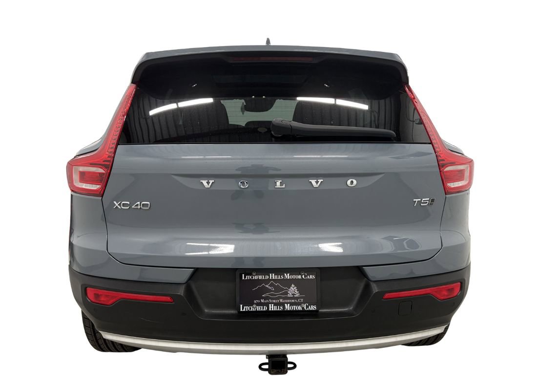 Used 2021 Volvo XC40 T5 Inscription w/ Advanced Package image 5