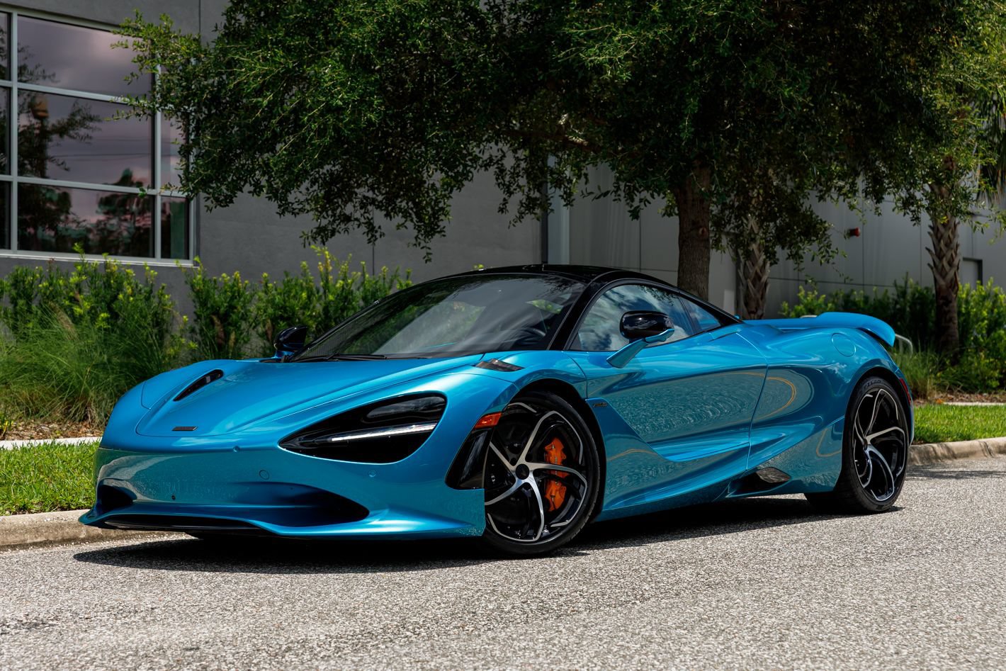 Used 2025 McLaren 750S RWD image 44
