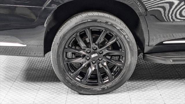 Used 2021 Cadillac Escalade Luxury AWD/4WD image 36