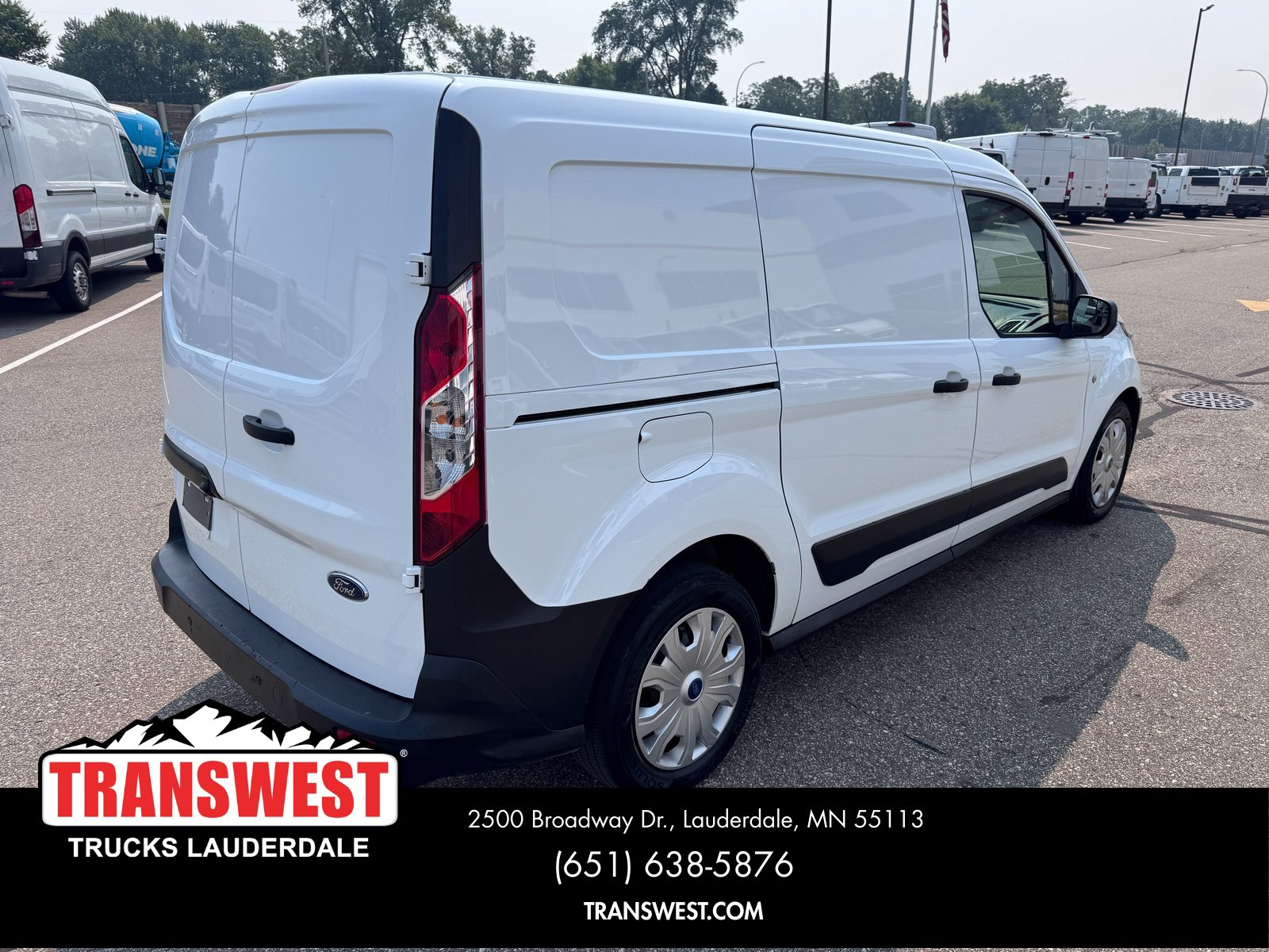 Used 2022 Ford Transit Connect XL image 5