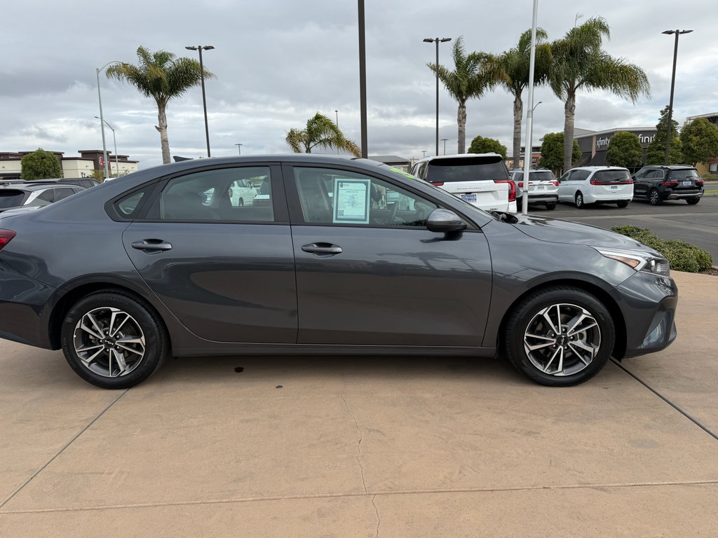 Used 2023 Kia Forte LXS image 6