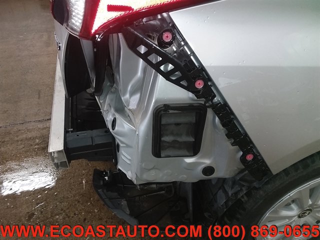 Used 2022 Toyota Prius L Eco FWD image 23