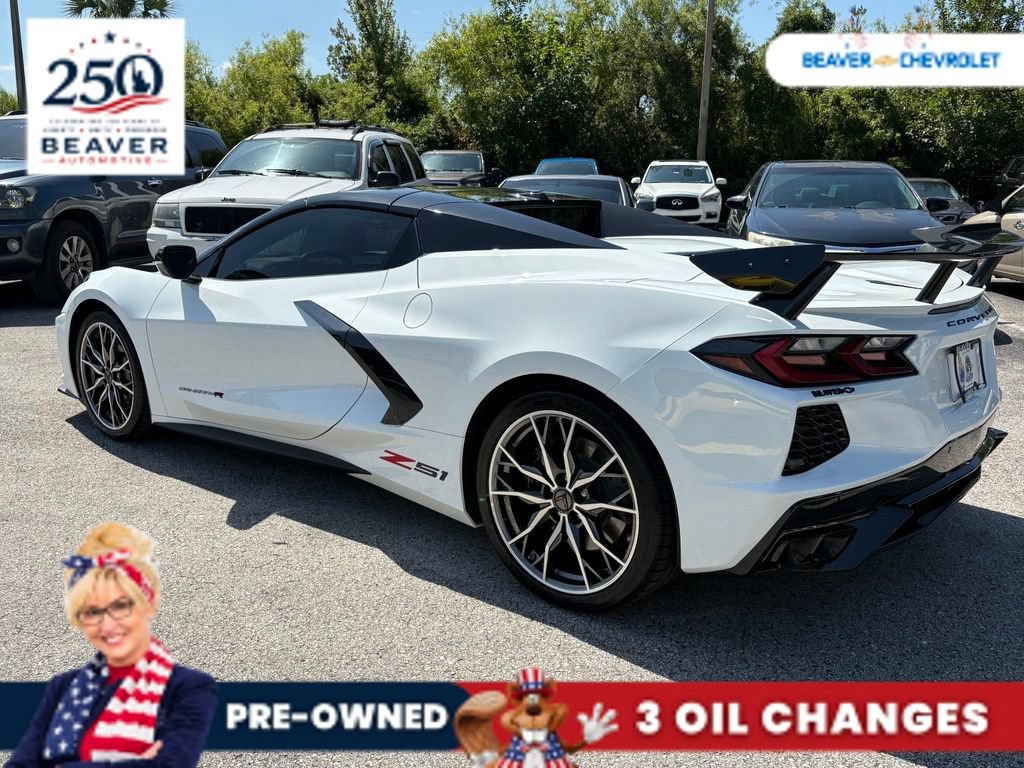Used 2025 Chevrolet Corvette Stingray Premium Conv w/ Z51 Performance Package RWD image 5