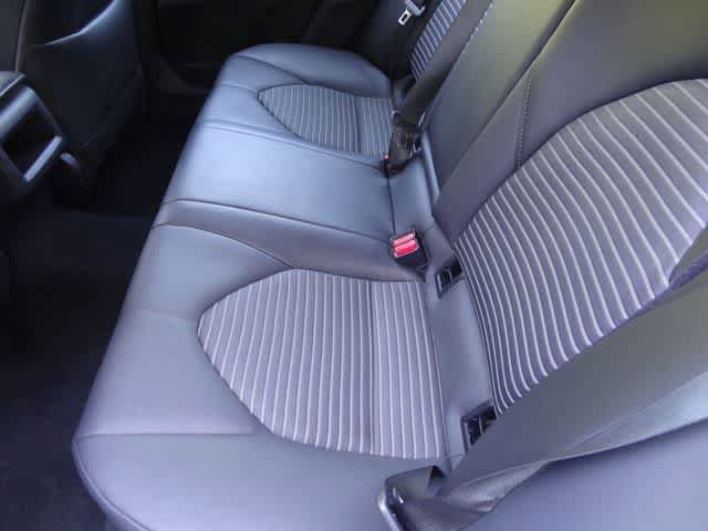 Used 2024 Toyota Camry SE FWD image 10