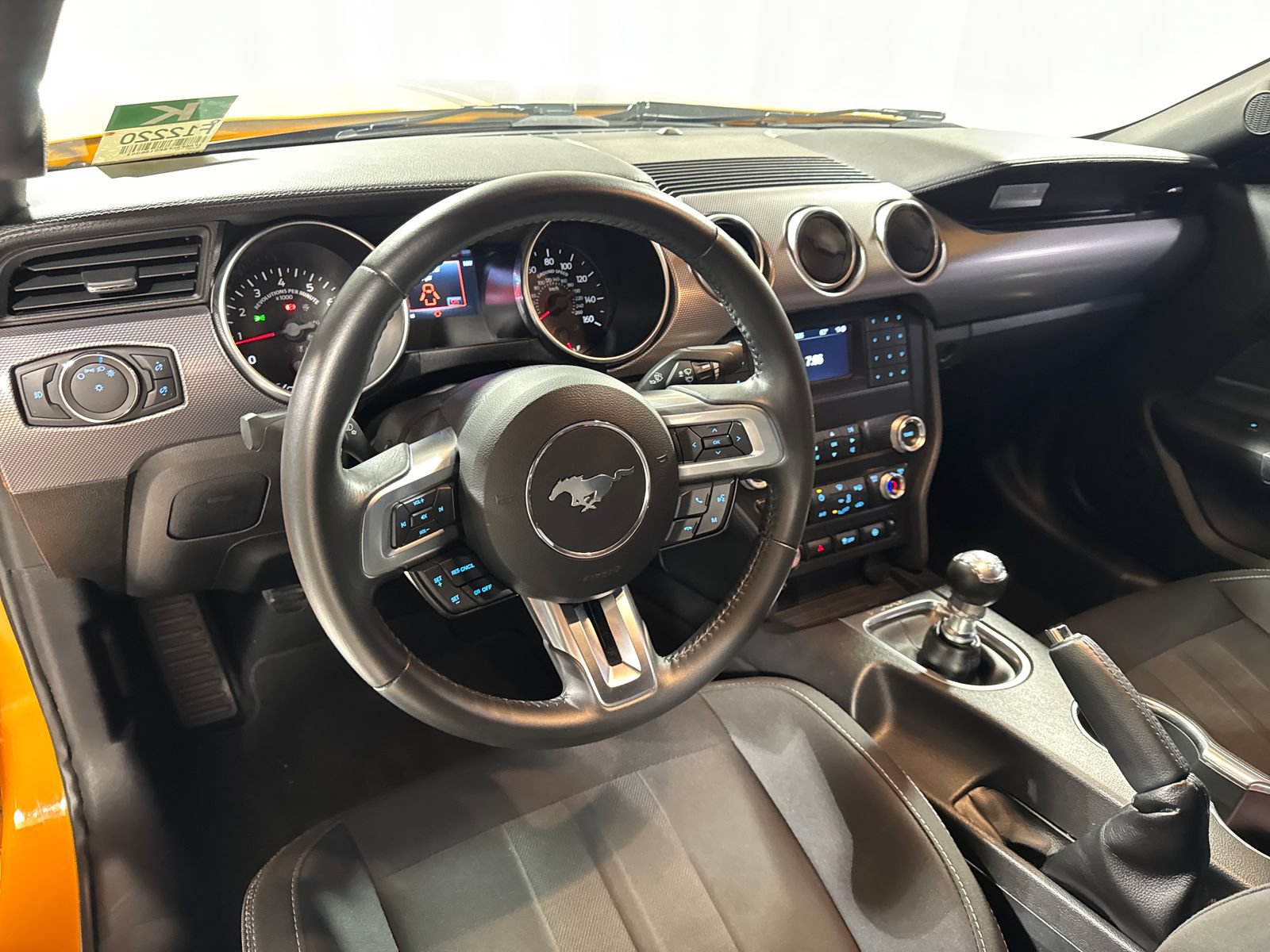 Used 2019 Ford Mustang GT RWD image 3