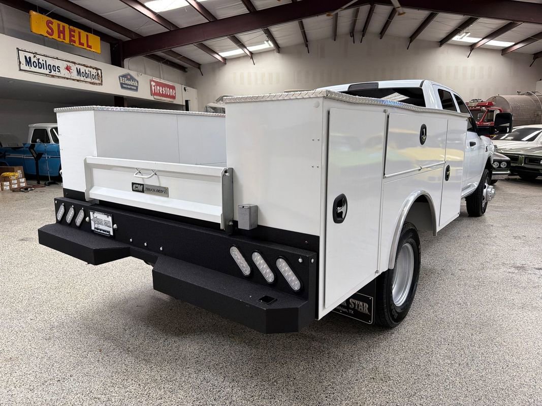Used 2024 RAM 3500 Tradesman AWD/4WD image 7