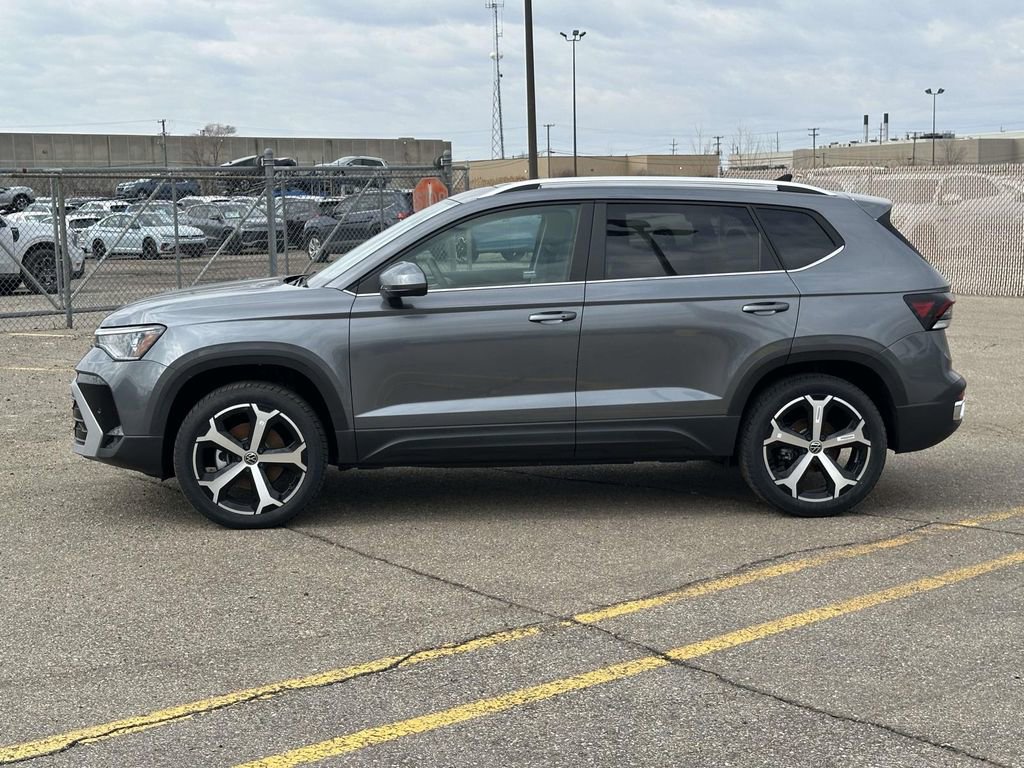 New 2026 Volkswagen Taos SEL AWD/4WD image 2