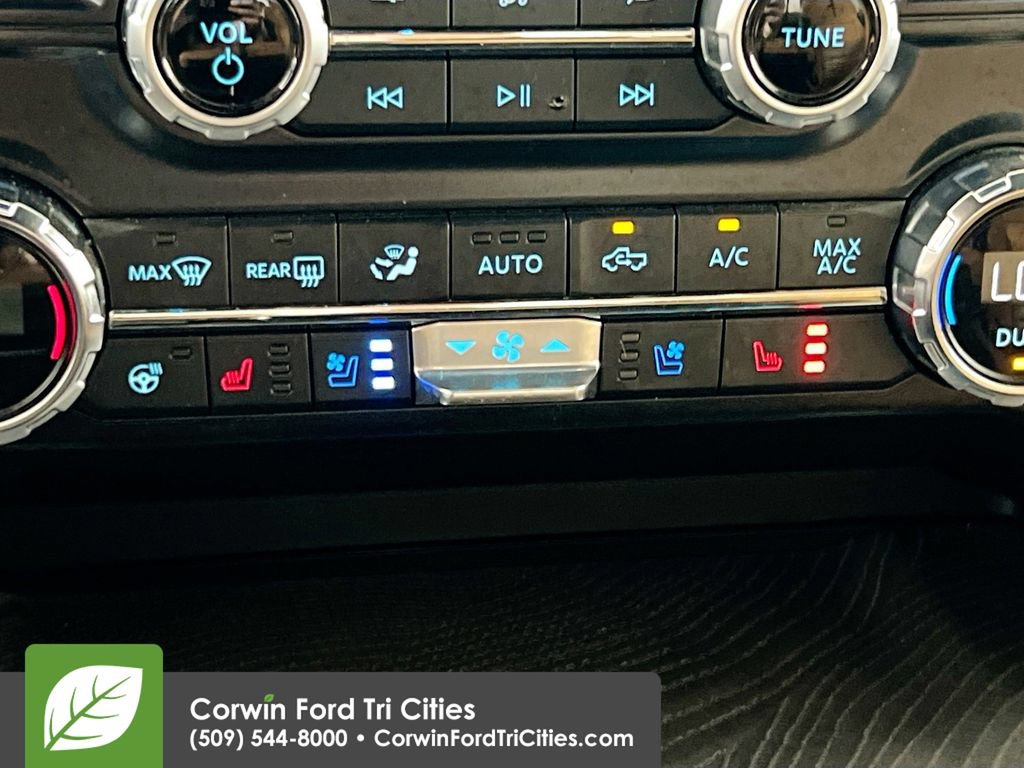 Used 2021 Ford F150 Platinum w/ FX4 Off-Road Package AWD/4WD image 25
