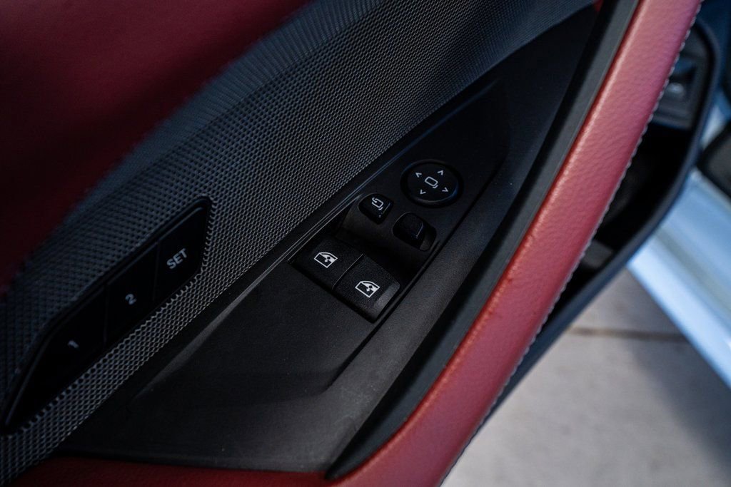 Used 2023 BMW M440i Coupe w/ Premium Package image 33