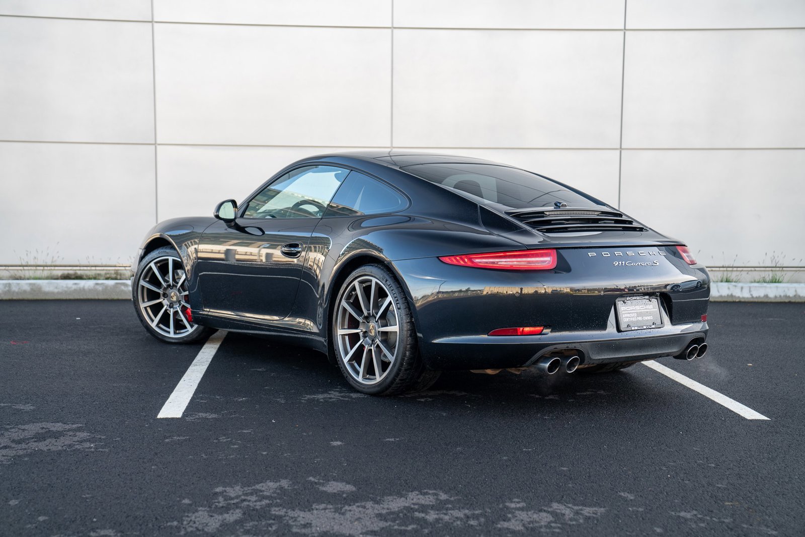 Used 2013 Porsche 911 Carrera S image 3