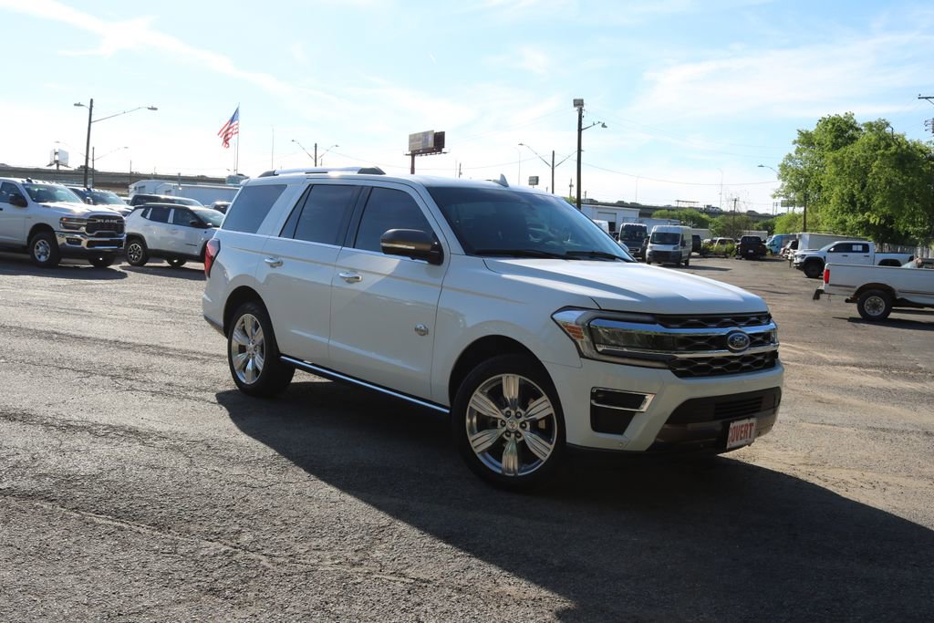Used 2024 Ford Expedition King Ranch image 8