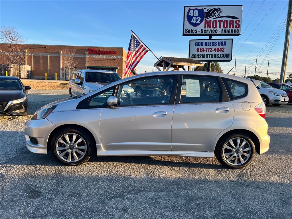 Used 2013 Honda Fit Sport image 2