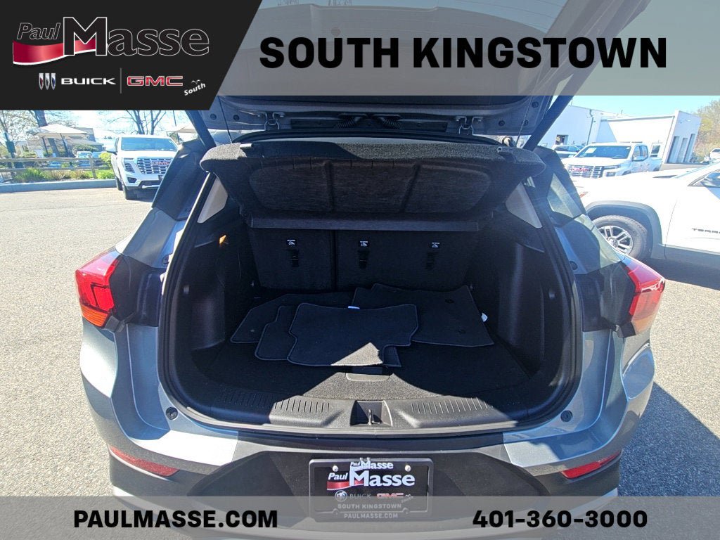 Used 2024 Buick Encore GX Preferred AWD/4WD image 17