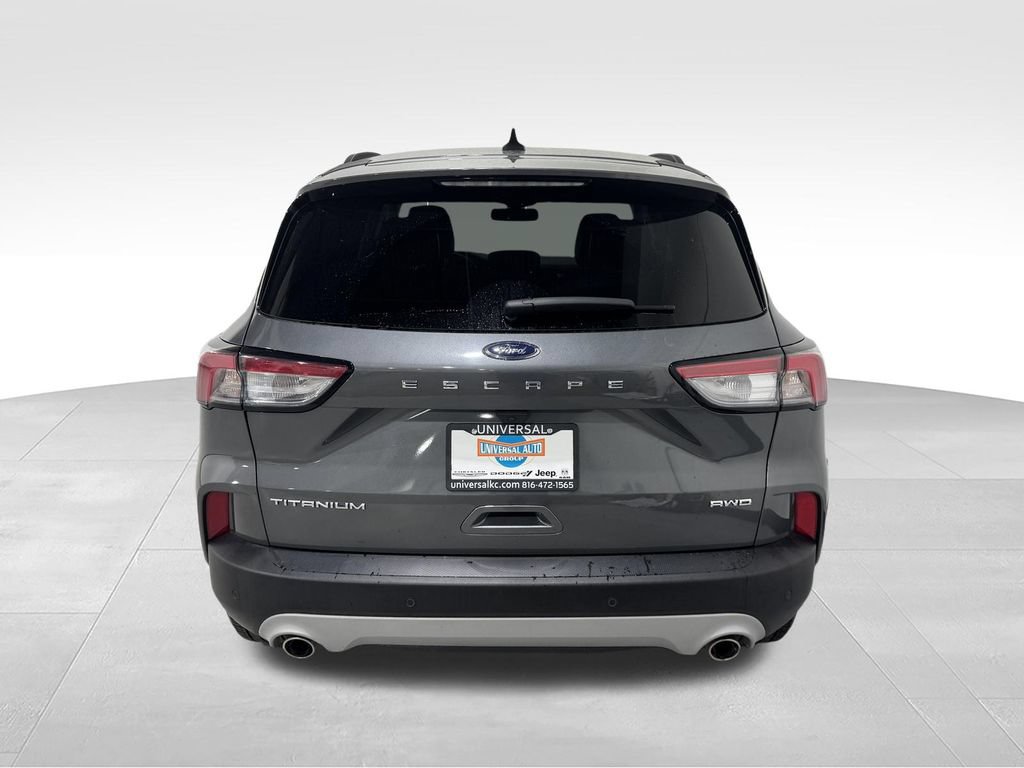 Used 2022 Ford Escape Titanium AWD/4WD image 25