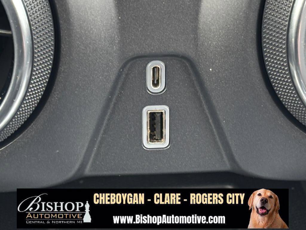 Used 2023 Chevrolet Blazer LT w/ Convenience Package image 13