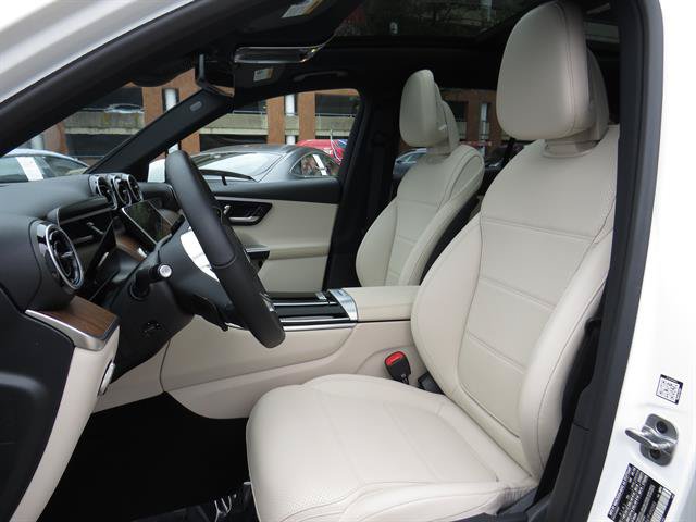 Used 2026 Mercedes-Benz GLC 300 4MATIC image 18
