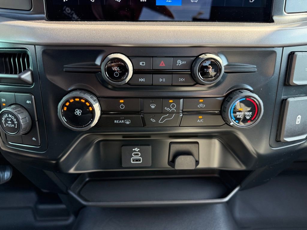 Used 2025 Ford F150 XL w/ Equipment Group 103A High image 23
