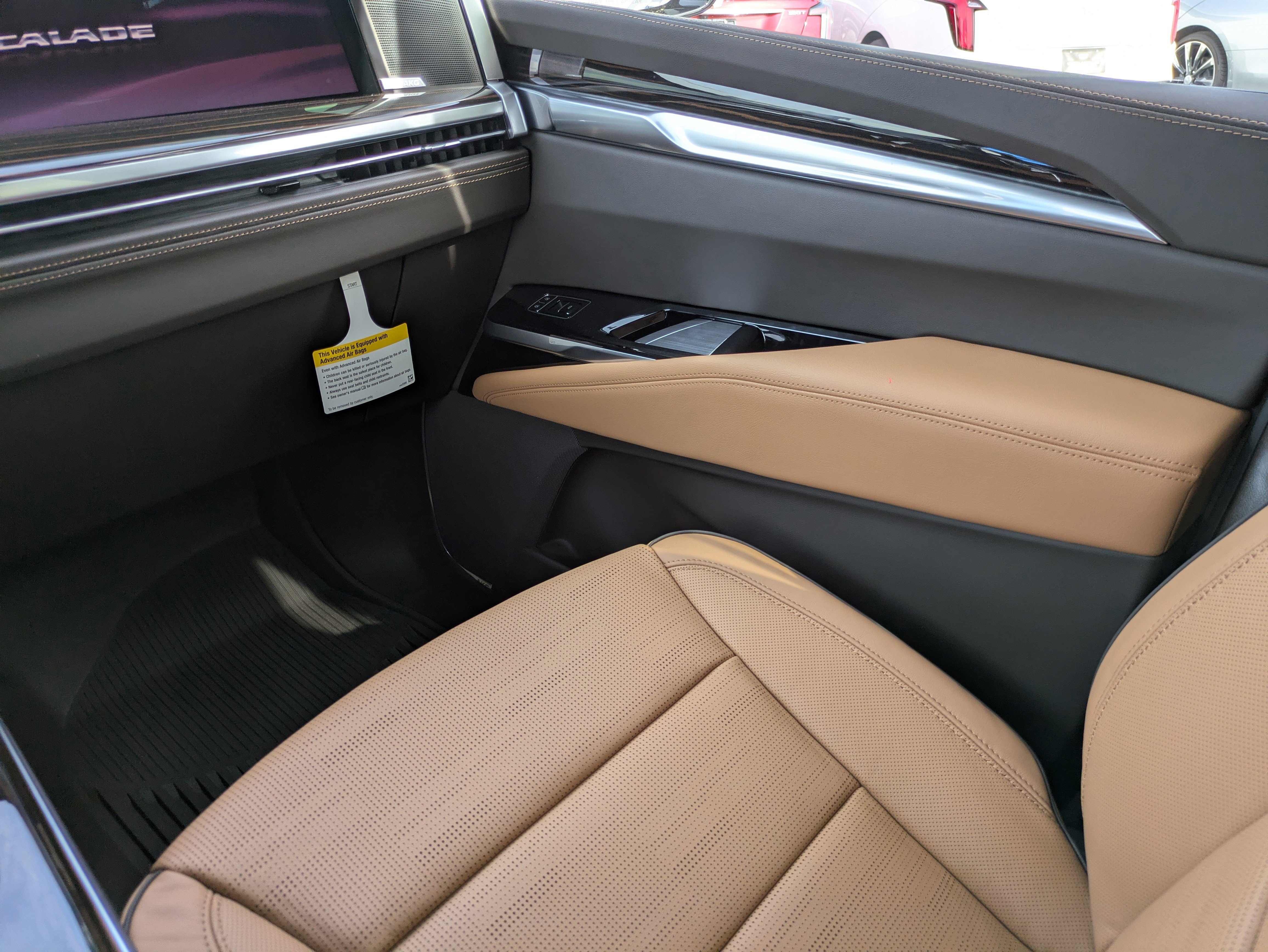 New 2026 Cadillac Escalade ESV Luxury w/ LPO, Radiant Package image 14