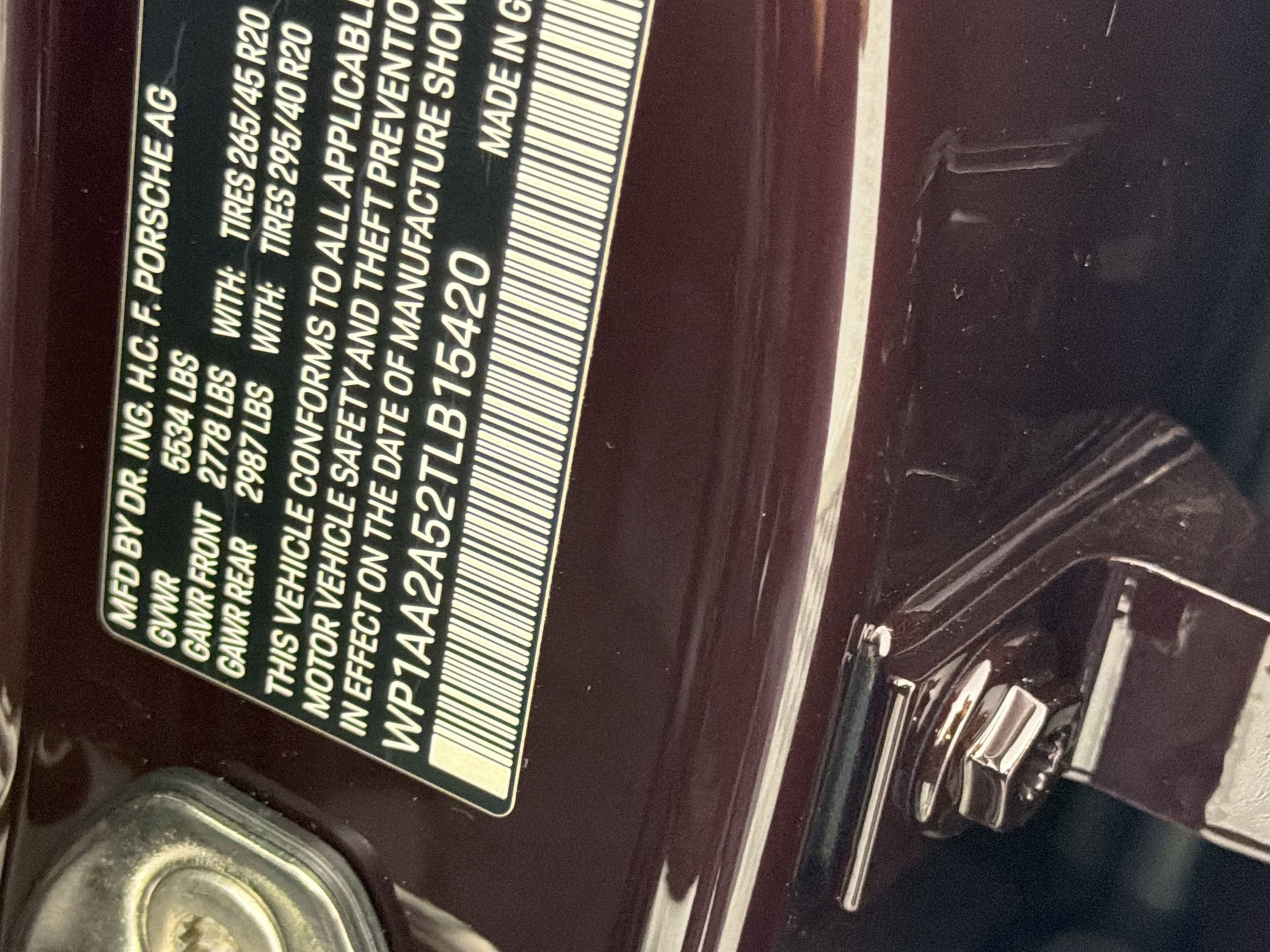New 2026 Porsche Macan Turbo AWD/4WD image 30