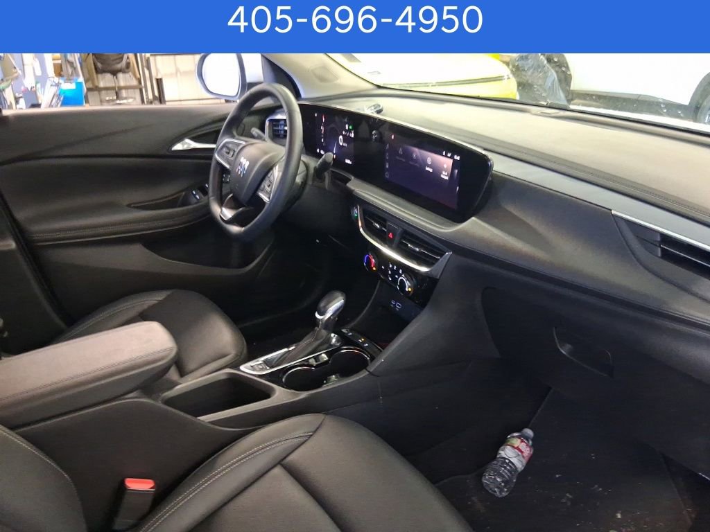 Used 2024 Buick Encore GX Sport Touring image 8