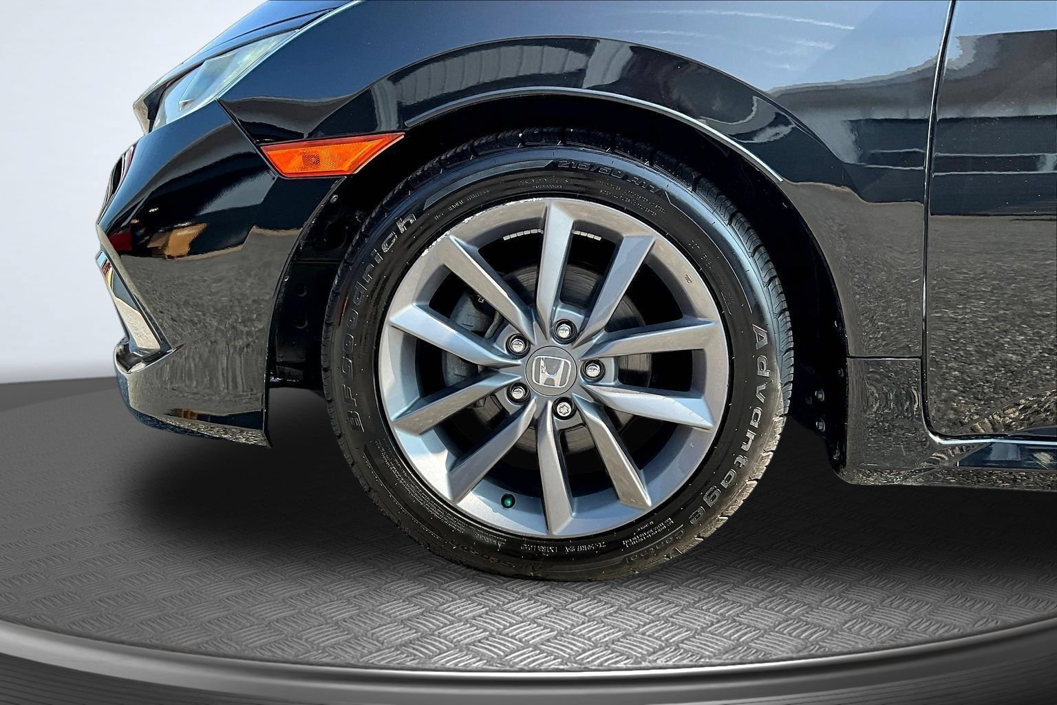 Used 2019 Honda Civic EX-L image 31