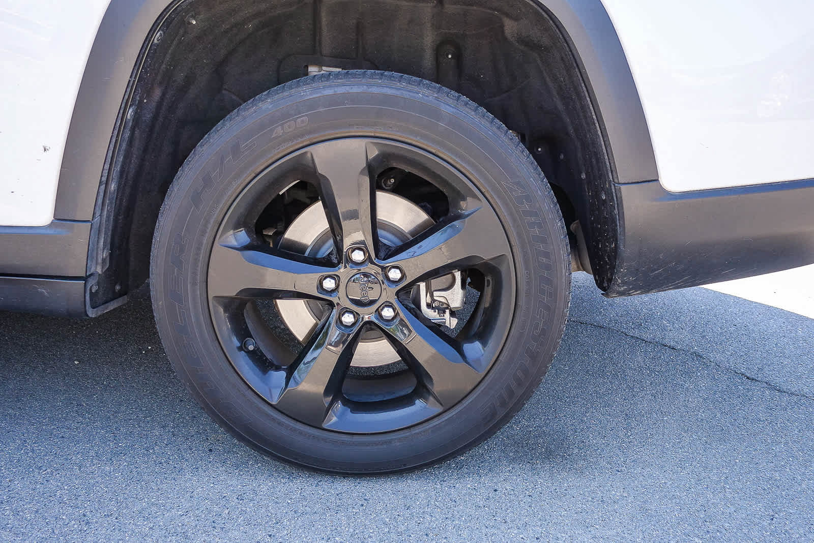 Used 2022 Jeep Grand Cherokee L Laredo image 6