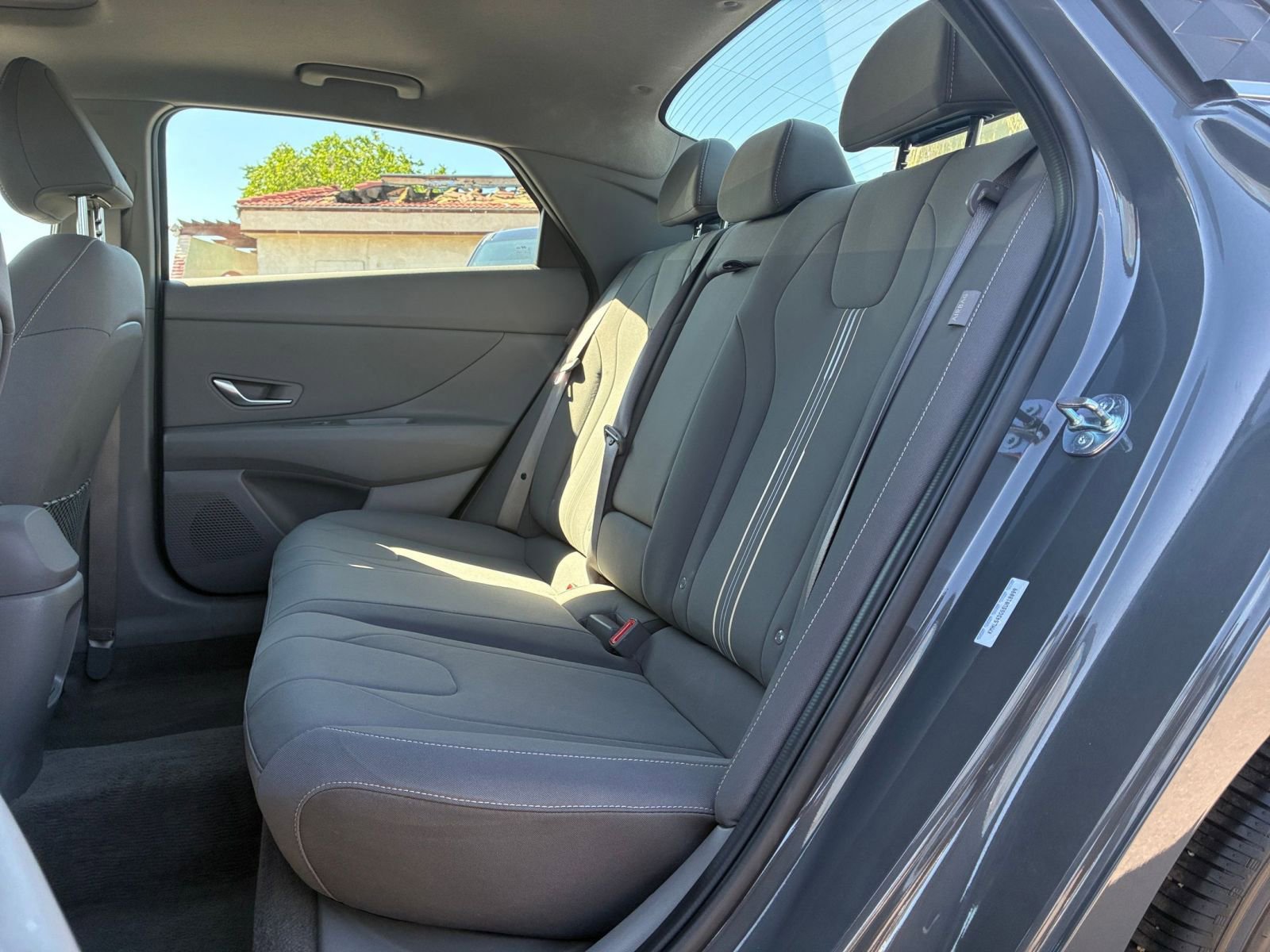 Used 2025 Hyundai Elantra SEL FWD image 25