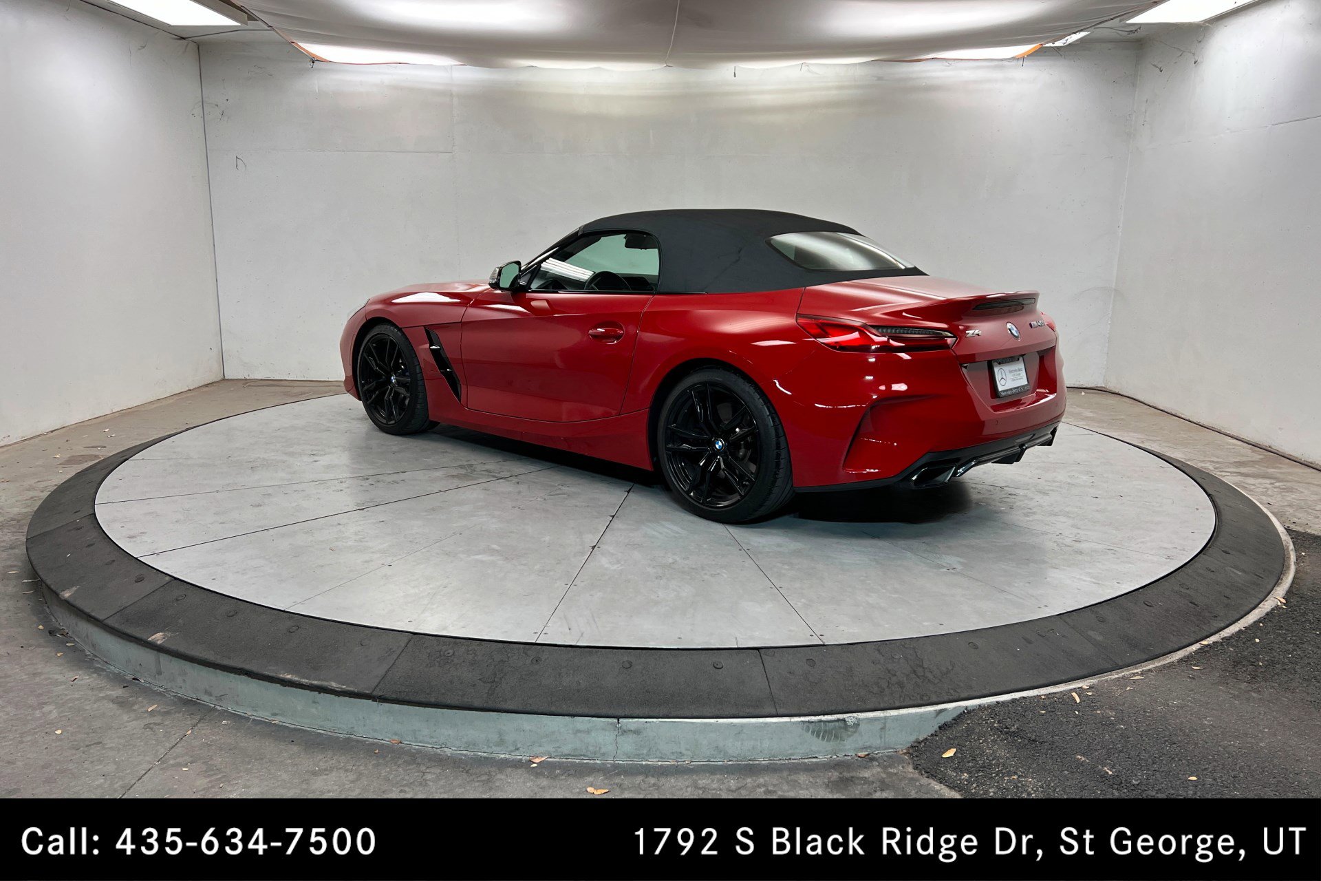 Used 2020 BMW Z4 M40i w/ Executive Package image 3