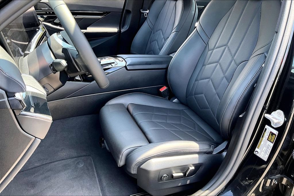 Used 2026 BMW 530i RWD image 18