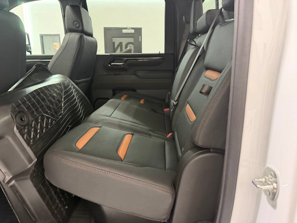 New 2026 GMC Sierra 2500 AT4 w/ AT4 Premium Plus Package AWD/4WD image 30