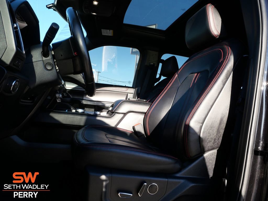 Used 2021 Ford Expedition Limited image 15