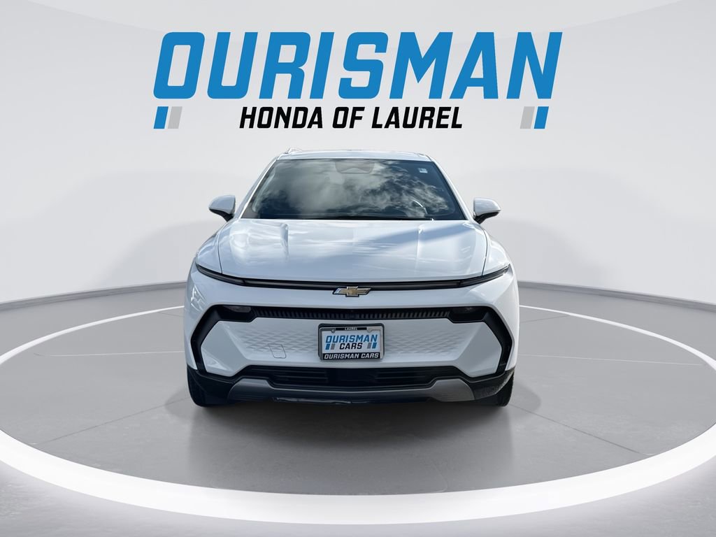 Used 2025 Chevrolet Equinox EV LT image 3