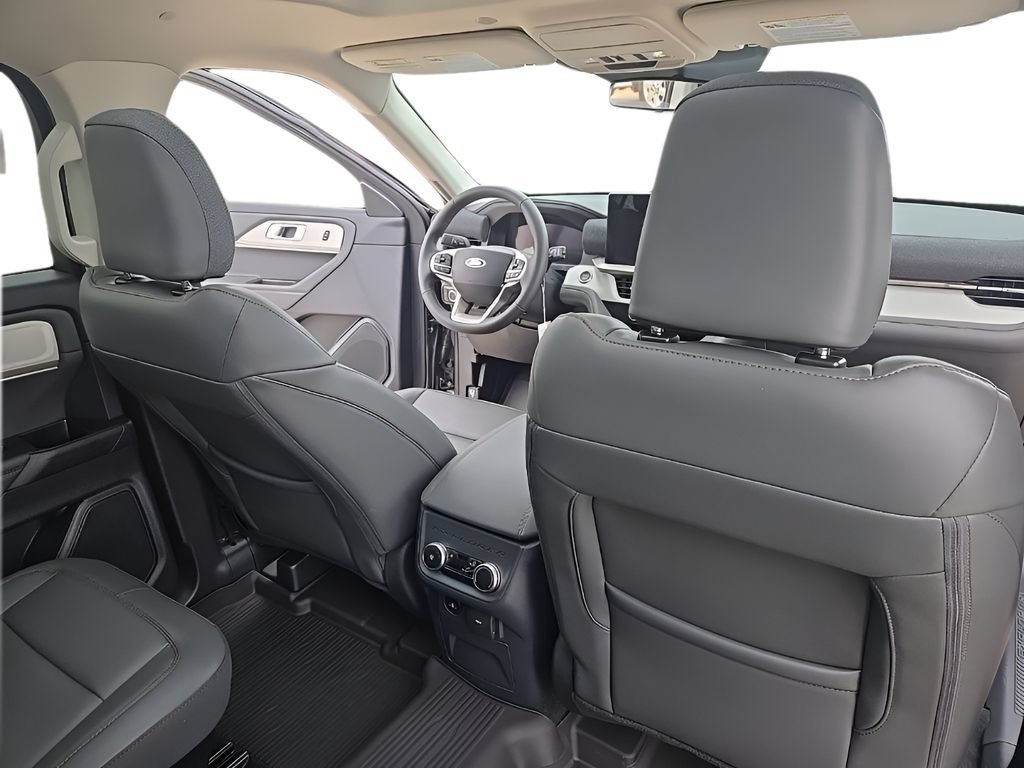 New 2026 Ford Explorer Active w/ Active Comfort Package AWD/4WD image 27
